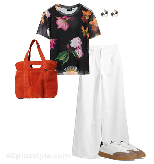 Floral top and white jeans | 40plusstyle.com