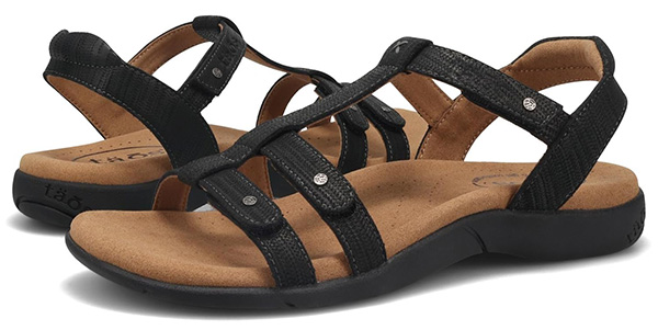 Taos Footwear Trophy 2 Sandals | 40plusstyle.com