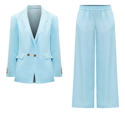 Summer events outfits - blue suit | 40plusstyle.com