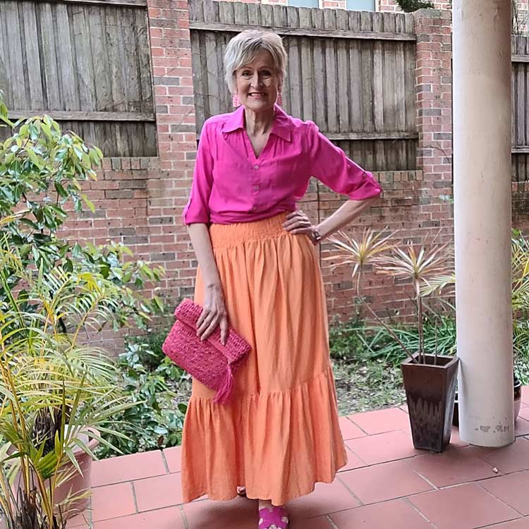 Tiered skirt and button shirt outfit | 40plusstyle.com