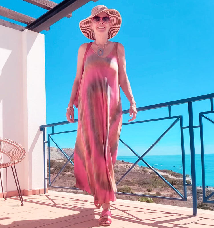 Think pink: how to wear the shade of the season | 40plusstyle.com