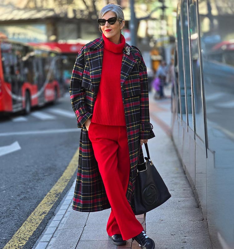 How to wear plaid this fall | 40plusstyle.com