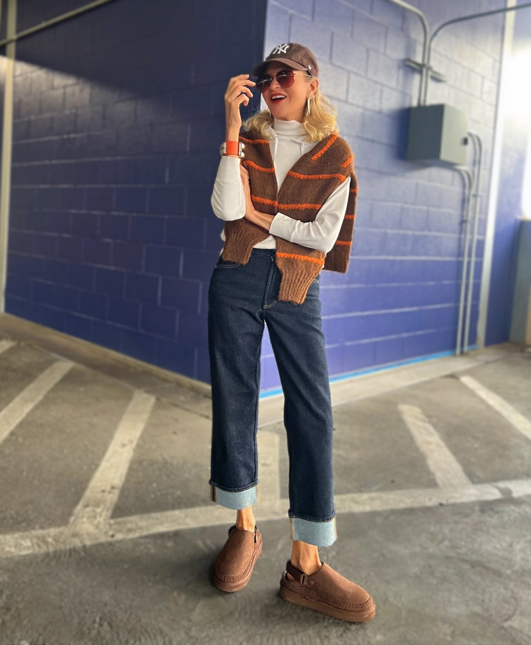 Jamie in cuffed jeans with UGG shoes | 40plusstyle.com