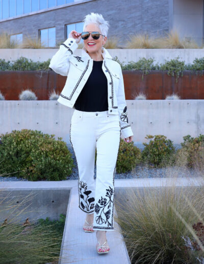 How to wear florals for spring | 40plusstyle.com