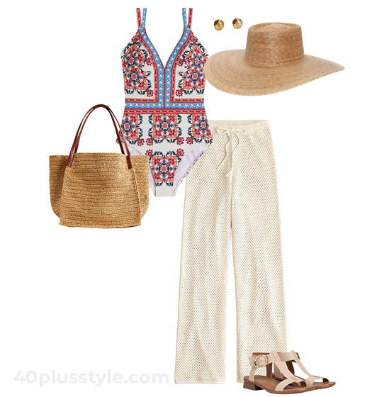 Floral swimsuit outfit | 40plusstyle.com