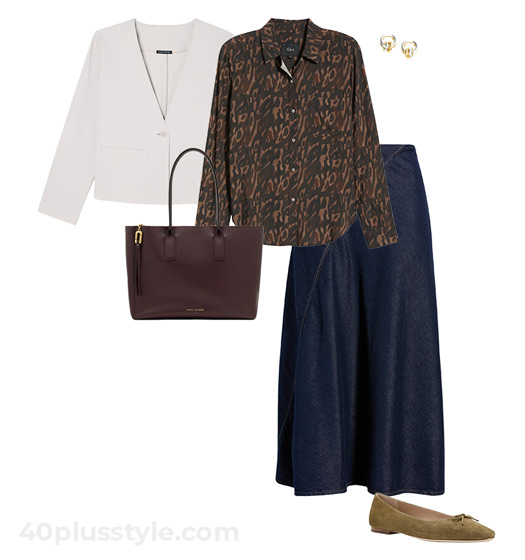 Blazer and skirt outfit | 40plusstyle.com